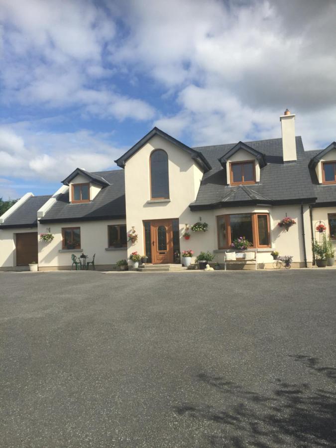The Crossroads B&B New Ross Exterior photo